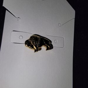 Vintage Gold Tone  Buffalo/Bison Pin
